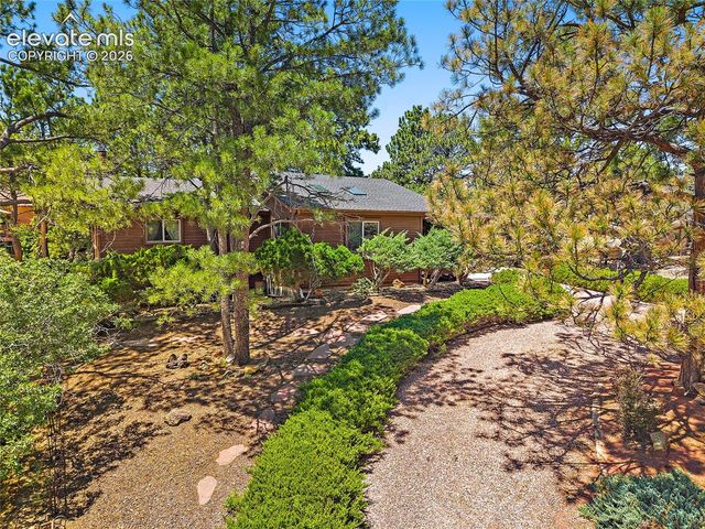 6030 Castlewood Lane, Colorado Springs, CO 80918
