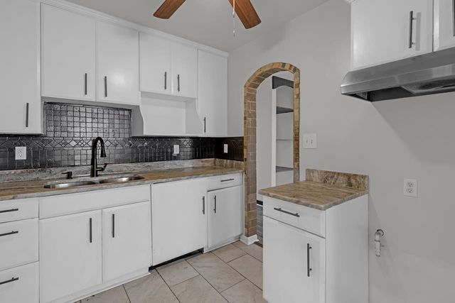 4251 RIVIERA RD, Memphis, TN 38108