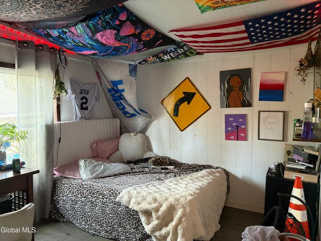 63-140 LeMayville Way, Hampton, NY 12887