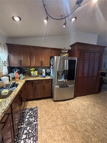 1016 ALPUG AVENUE, Oviedo, FL 32765