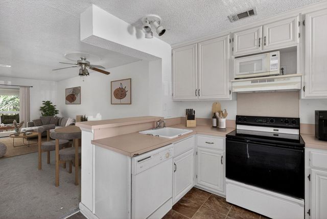 1530 Fort Johnson Apt 1k, Charleston, SC 29412