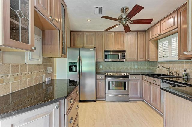 4644 RED MAPLE ROAD 1303, Bradenton, FL 34210