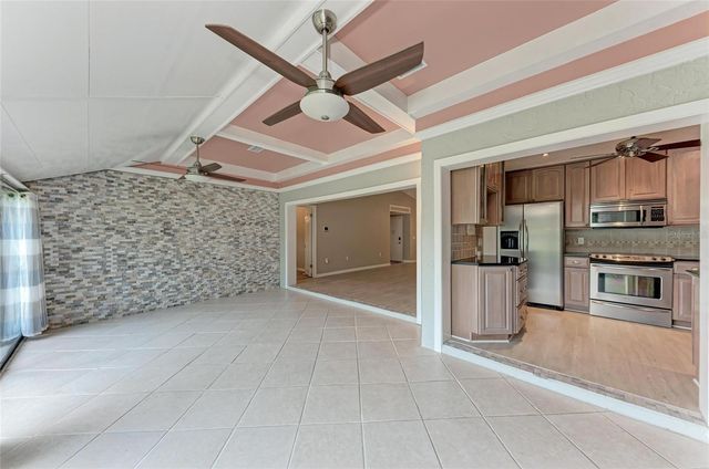 4644 RED MAPLE ROAD 1303, Bradenton, FL 34210