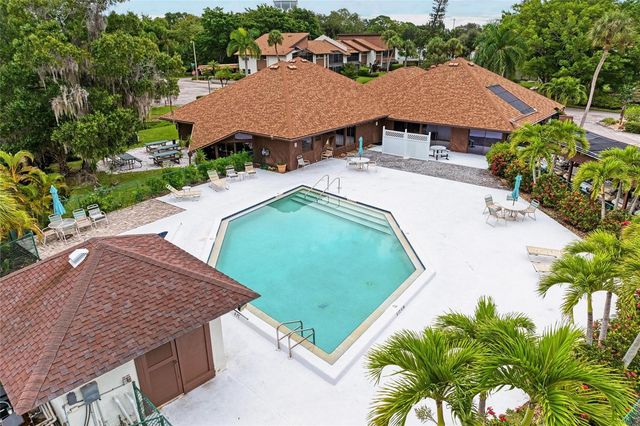 4644 RED MAPLE ROAD 1303, Bradenton, FL 34210