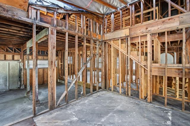 655 Embarcadero Road, Palo Alto, CA 94301