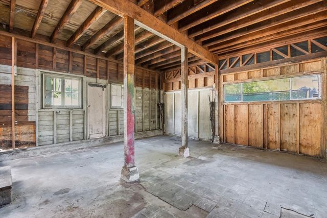 655 Embarcadero Road, Palo Alto, CA 94301