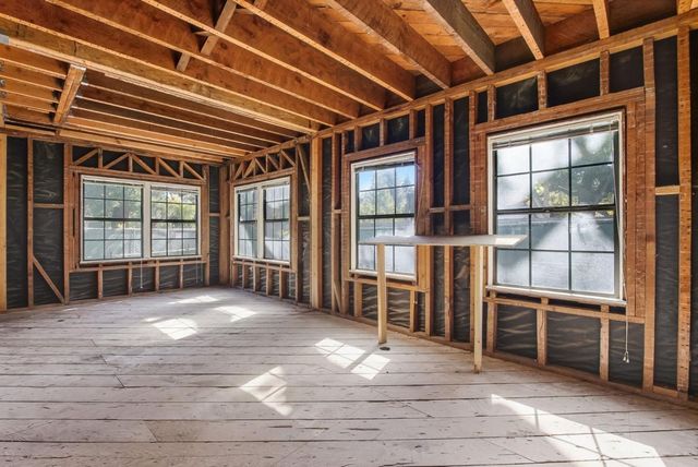 655 Embarcadero Road, Palo Alto, CA 94301