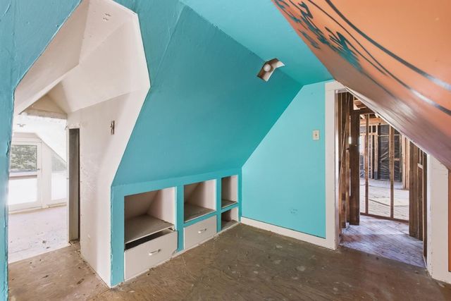 655 Embarcadero Road, Palo Alto, CA 94301