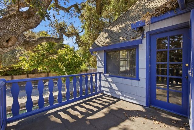 655 Embarcadero Road, Palo Alto, CA 94301