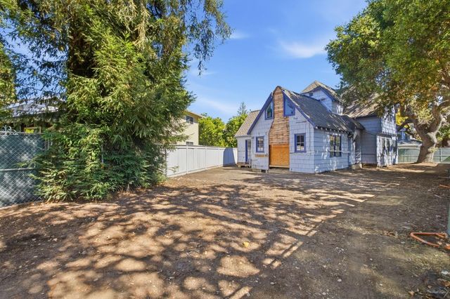 655 Embarcadero Road, Palo Alto, CA 94301