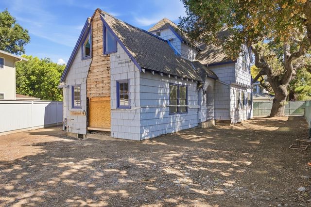 655 Embarcadero Road, Palo Alto, CA 94301