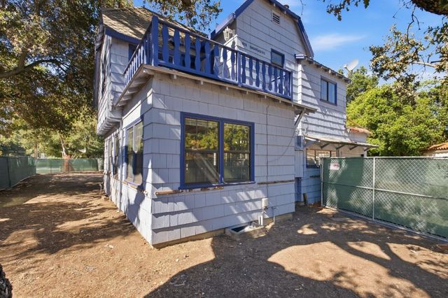 655 Embarcadero Road, Palo Alto, CA 94301
