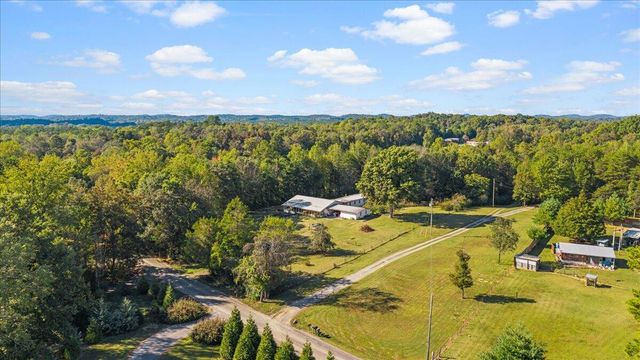 389 Friendship Lane, Delano, TN 37325