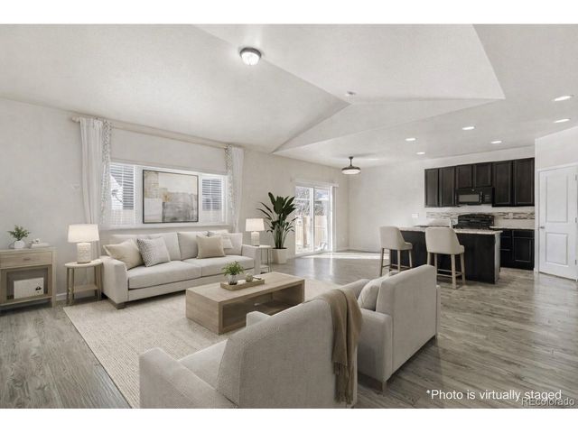 1033 Traildust Dr, Milliken, CO 80543