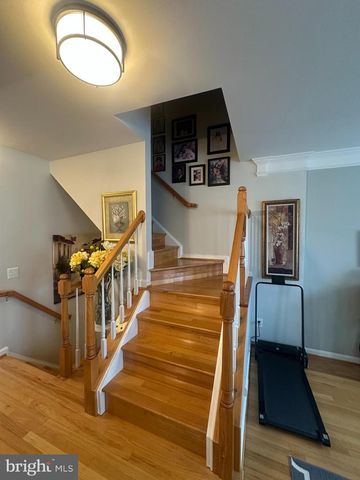 1163 CYPRESS TREE PL, Herndon, VA 20170