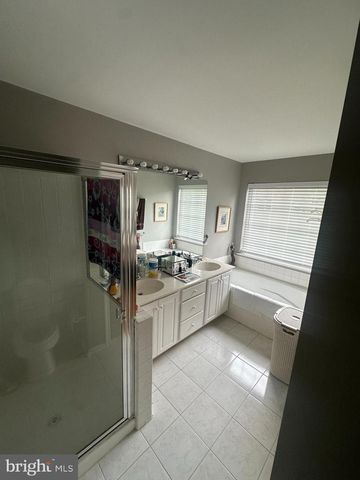 1163 CYPRESS TREE PL, Herndon, VA 20170