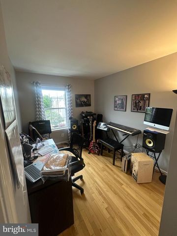 1163 CYPRESS TREE PL, Herndon, VA 20170