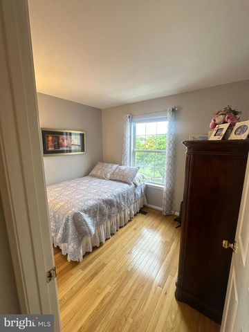 1163 CYPRESS TREE PL, Herndon, VA 20170