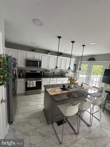 1163 CYPRESS TREE PL, Herndon, VA 20170