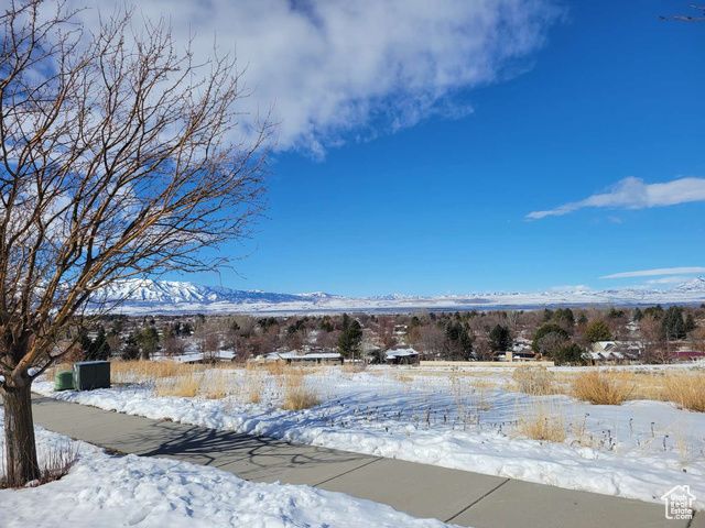 1405 N ASPEN DR, Logan, UT 84341