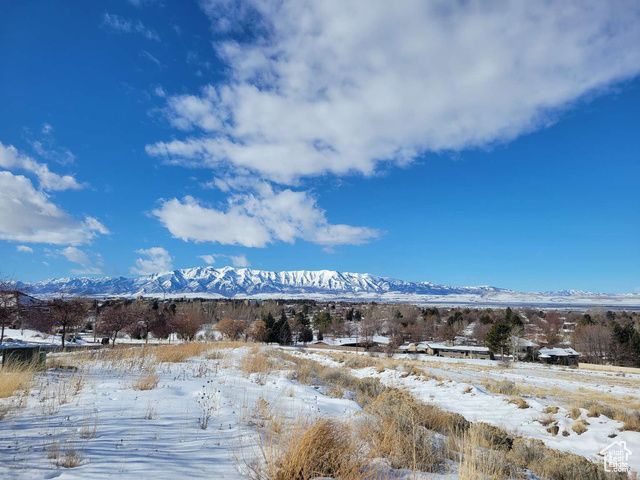 1405 N ASPEN DR, Logan, UT 84341