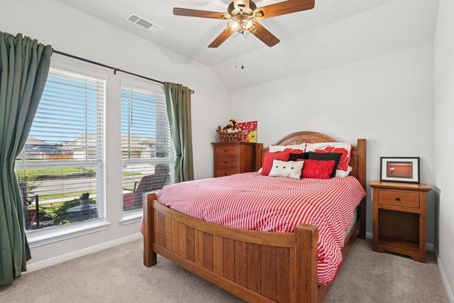 185 Dogvane CIR, Kyle, TX 78640