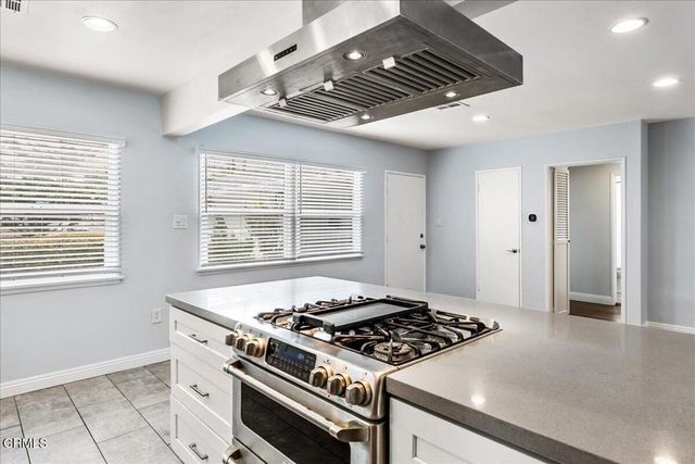 2701 Jolley Drive, Burbank, CA 91504