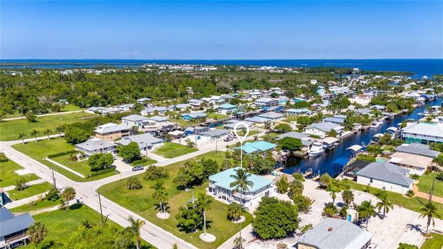 7380 Barrancas AVE, Bokeelia, FL 33922