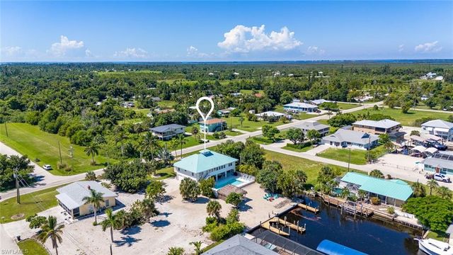 7380 Barrancas AVE, Bokeelia, FL 33922