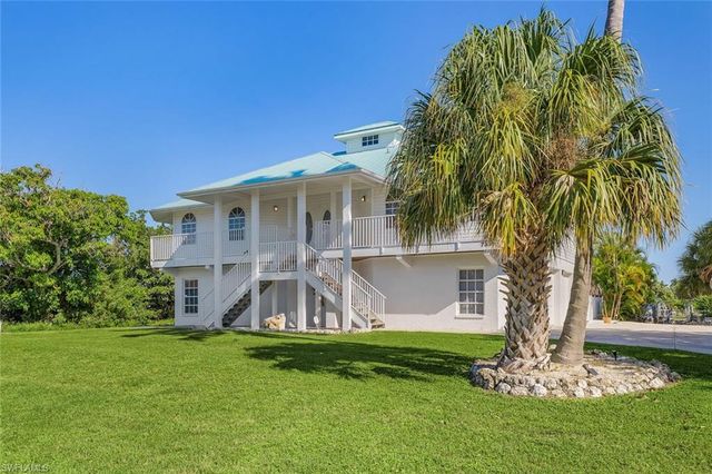 7380 Barrancas AVE, Bokeelia, FL 33922