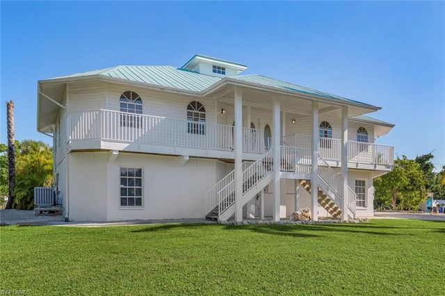 7380 Barrancas AVE, Bokeelia, FL 33922