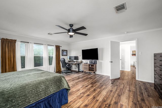 231 Samantha Dr, Schertz, TX 78154