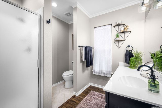 231 Samantha Dr, Schertz, TX 78154