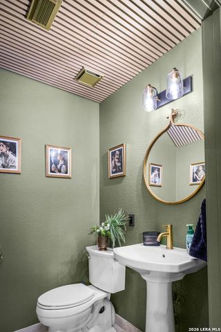 231 Samantha Dr, Schertz, TX 78154