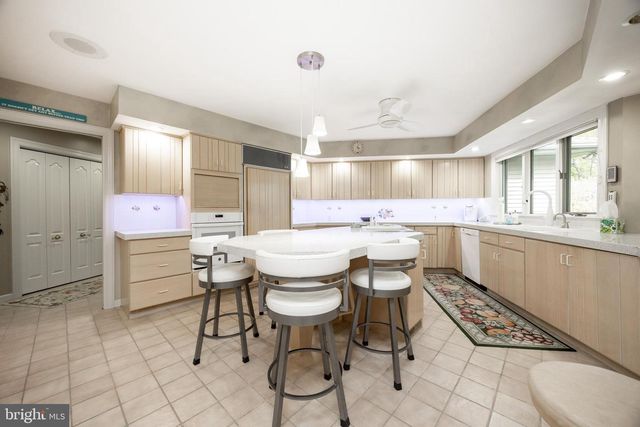 30 CELESTE LN, Coatesville, PA 19320