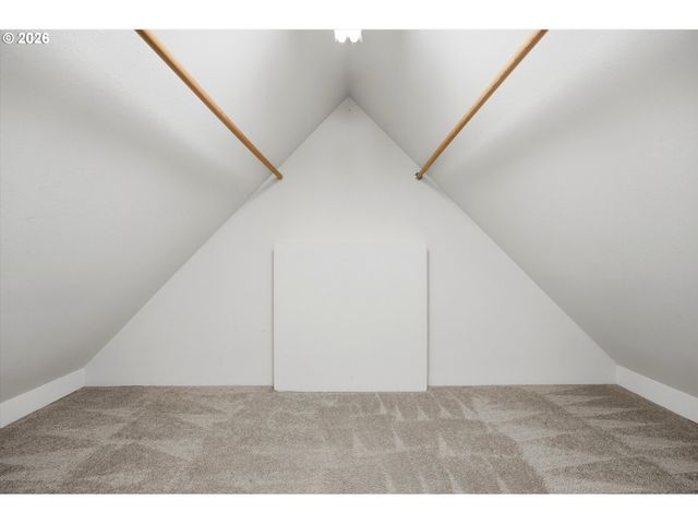 322 S WHITAKER St, Portland, OR 97239