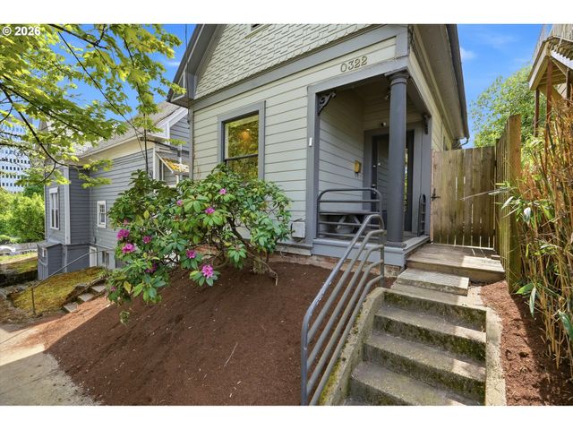 322 S WHITAKER St, Portland, OR 97239