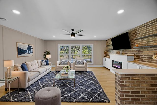 3709 W 121st Avenue, Crown Point, IN 46307