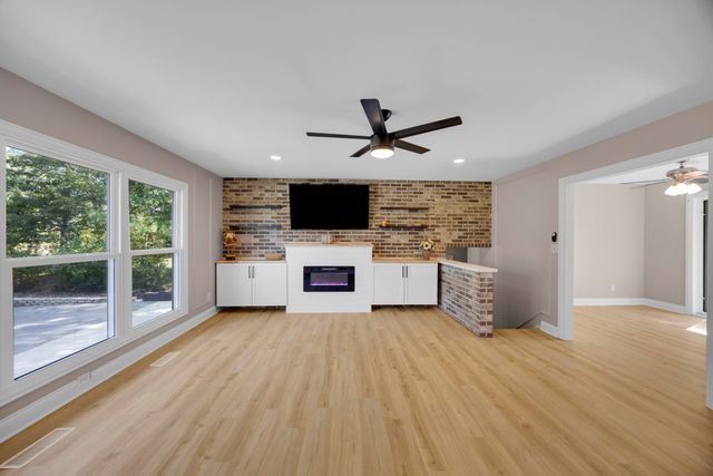 3709 W 121st Avenue, Crown Point, IN 46307