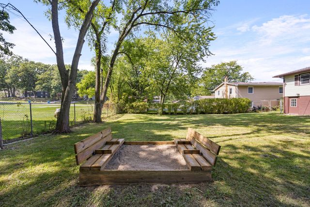 3709 W 121st Avenue, Crown Point, IN 46307