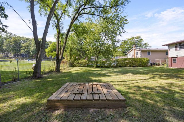 3709 W 121st Avenue, Crown Point, IN 46307