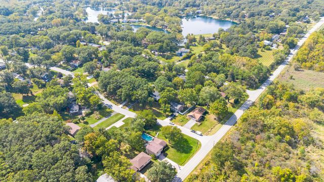 3709 W 121st Avenue, Crown Point, IN 46307