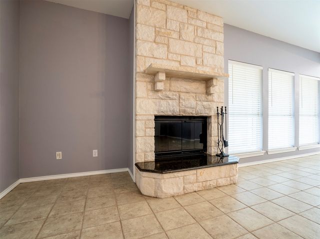 3202 Meandering Way, Granbury, TX 76049