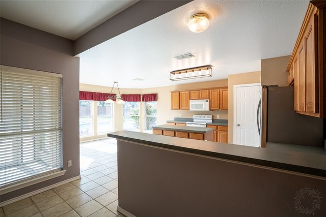 3202 Meandering Way, Granbury, TX 76049
