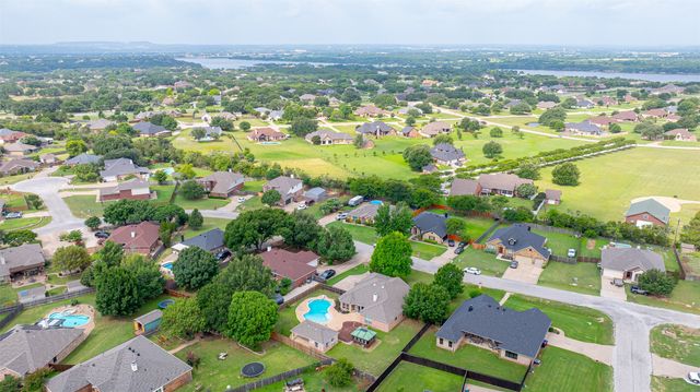 3202 Meandering Way, Granbury, TX 76049