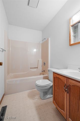 8065 Kennard Road, Lodi, OH 44254