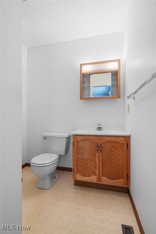 8065 Kennard Road, Lodi, OH 44254