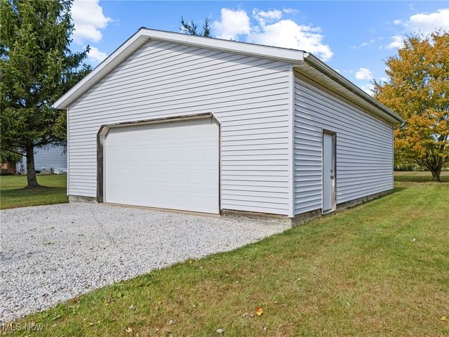 8065 Kennard Road, Lodi, OH 44254