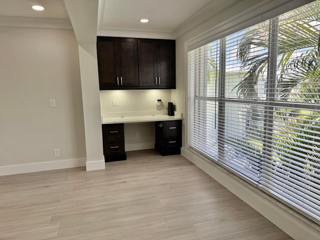 1740 NW 19th Terrace Apt 201, Delray Beach, FL 33445