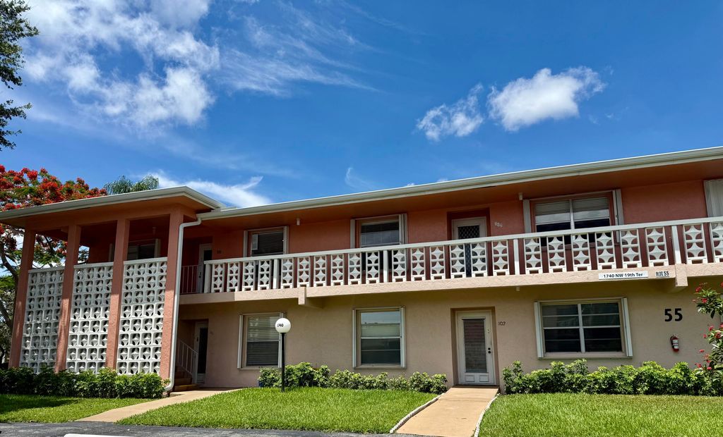 1740 NW 19th Terrace Apt 201, Delray Beach, FL 33445